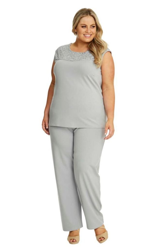 Plus Size Chain-Waist Wide-Leg Pants