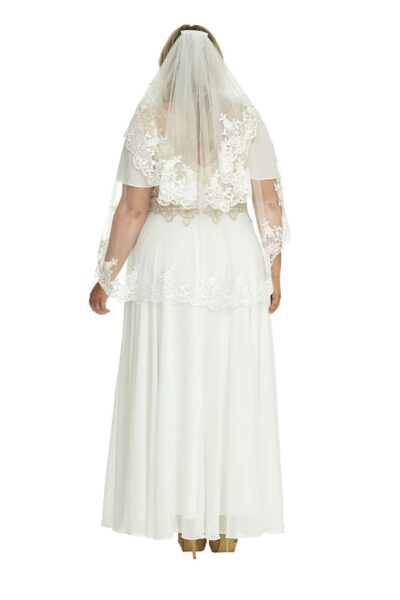 Short Wedding Veil on Comb with Scalloped edging